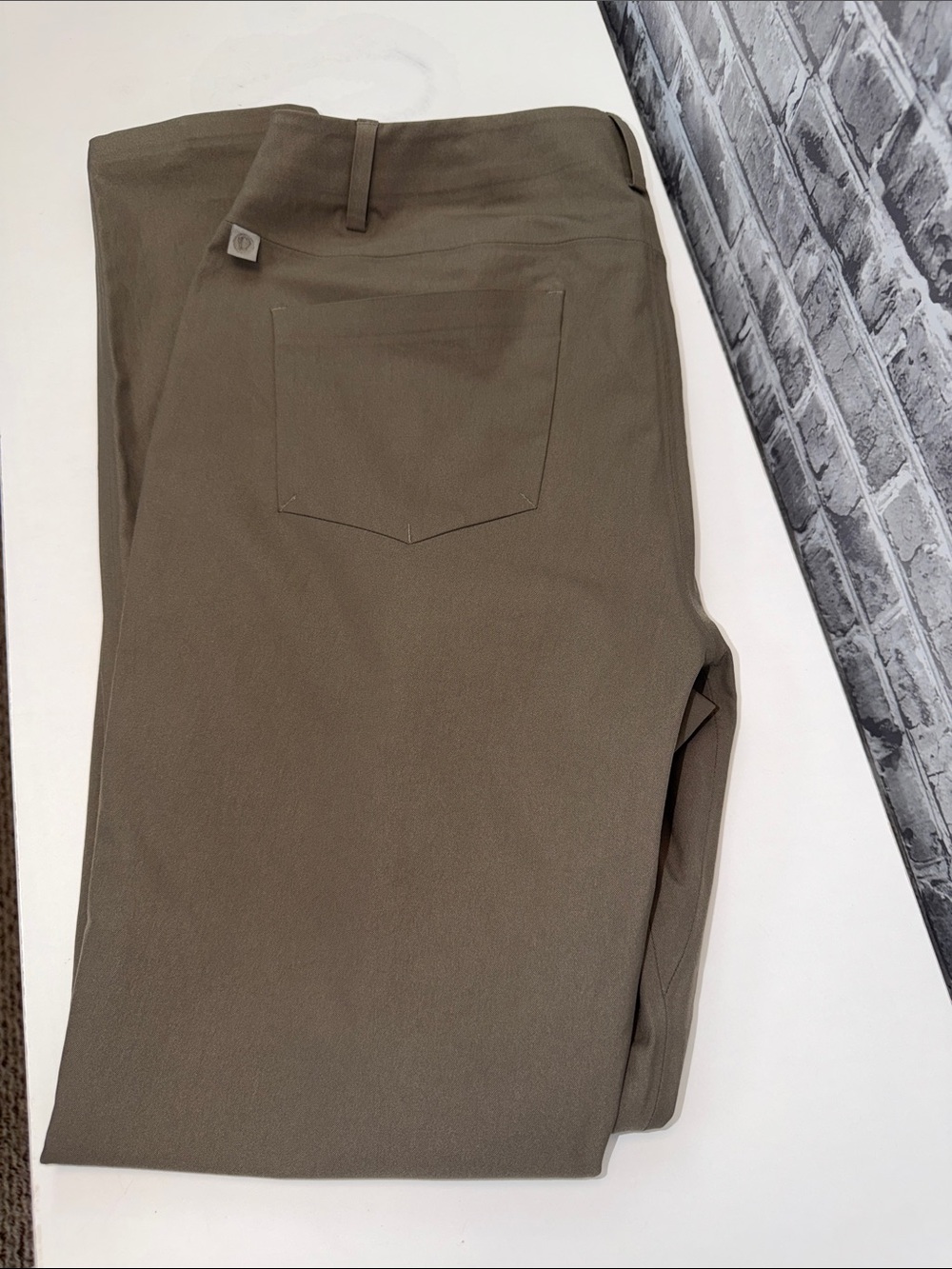 Men's Lululemon Pants - Picture 8 of 8